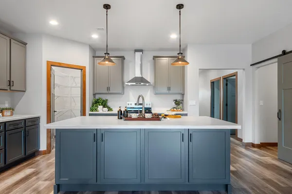 $450,000 | 621 East Pearl Street, Seymour, WI 54165