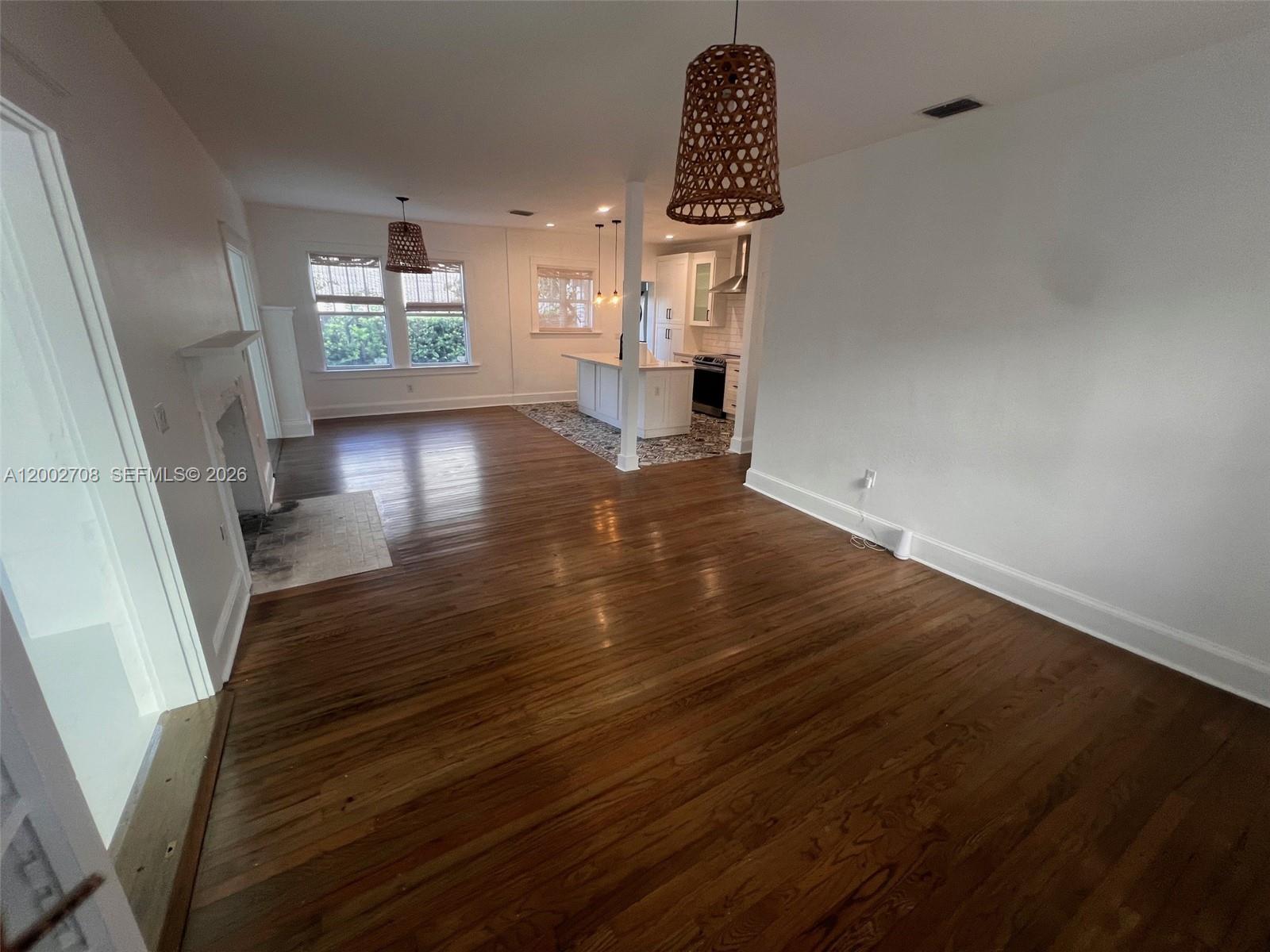 2272 Southwest 11th Terrace Miami, FL 33135 - Photo 4 of 23