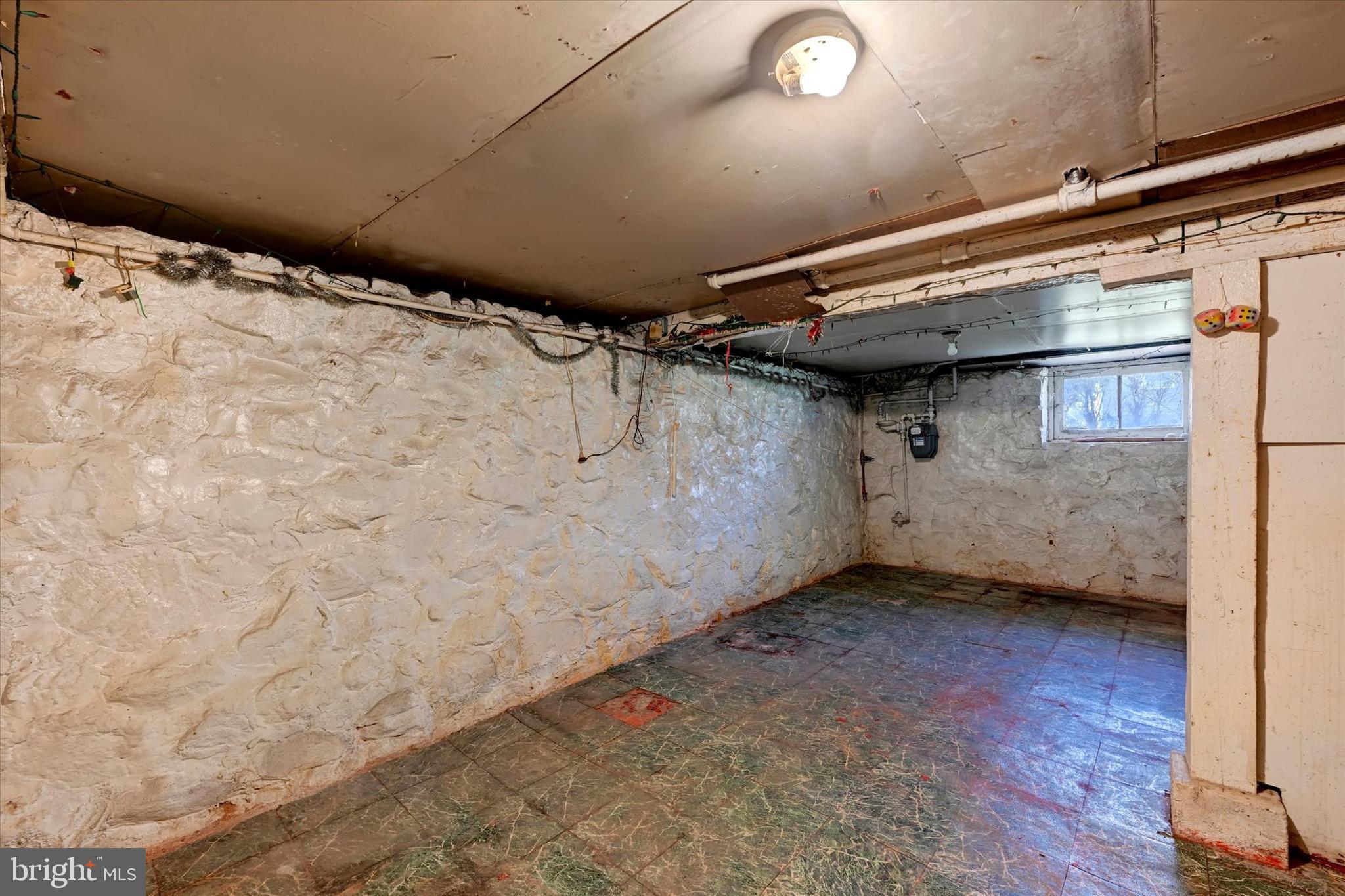 3626 Landbeck Road Baltimore, MD 21207 - Photo 14 of 18 Gallery Image 14