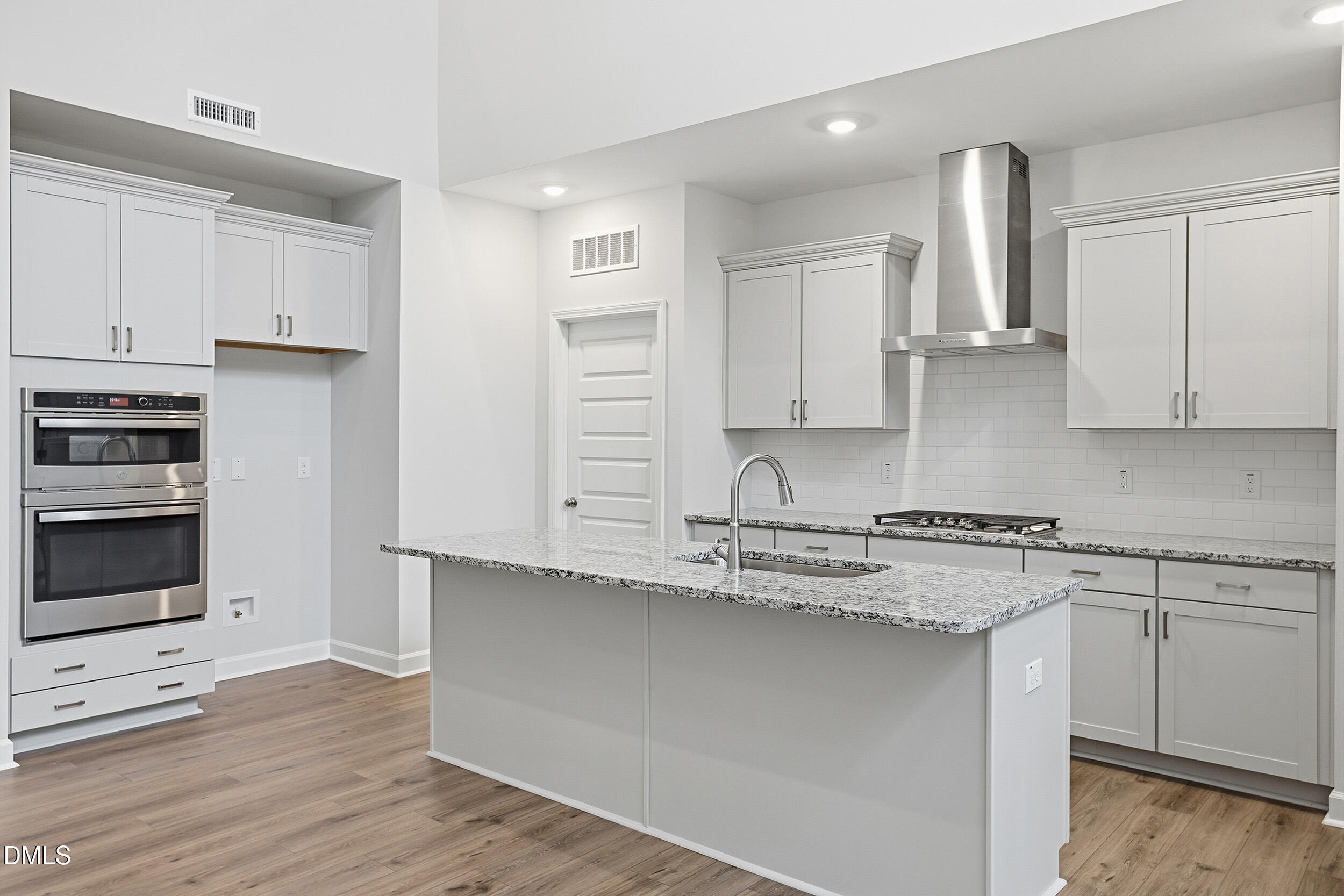 1105 Bell Heather Road, Unit 3 Durham, NC 27703 - Photo 8 of 39 FMWeb07