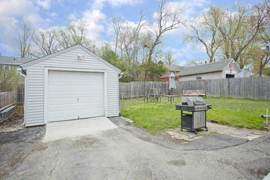 69 Abbott Street Springfield, MA 01118 - Photo 28 of 30 Gallery Image 28