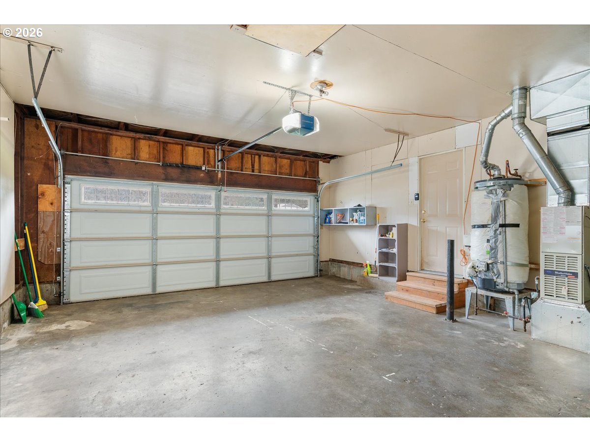1611 Main Street Lyons, OR 97358 - Photo 36 of 48 a view of a garage