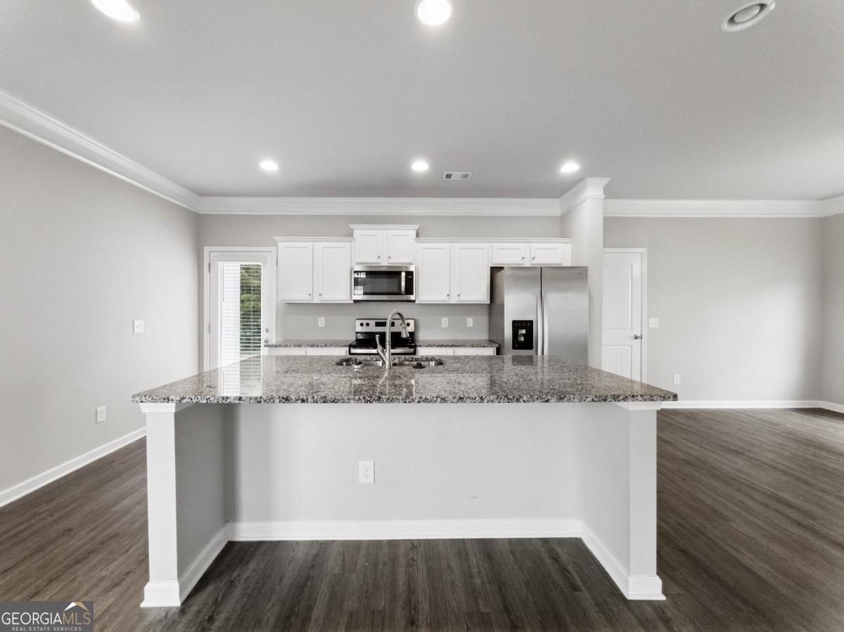 1272 Towne Square Court Athens, GA 30607 - Photo 9 of 34 Gallery Image 9