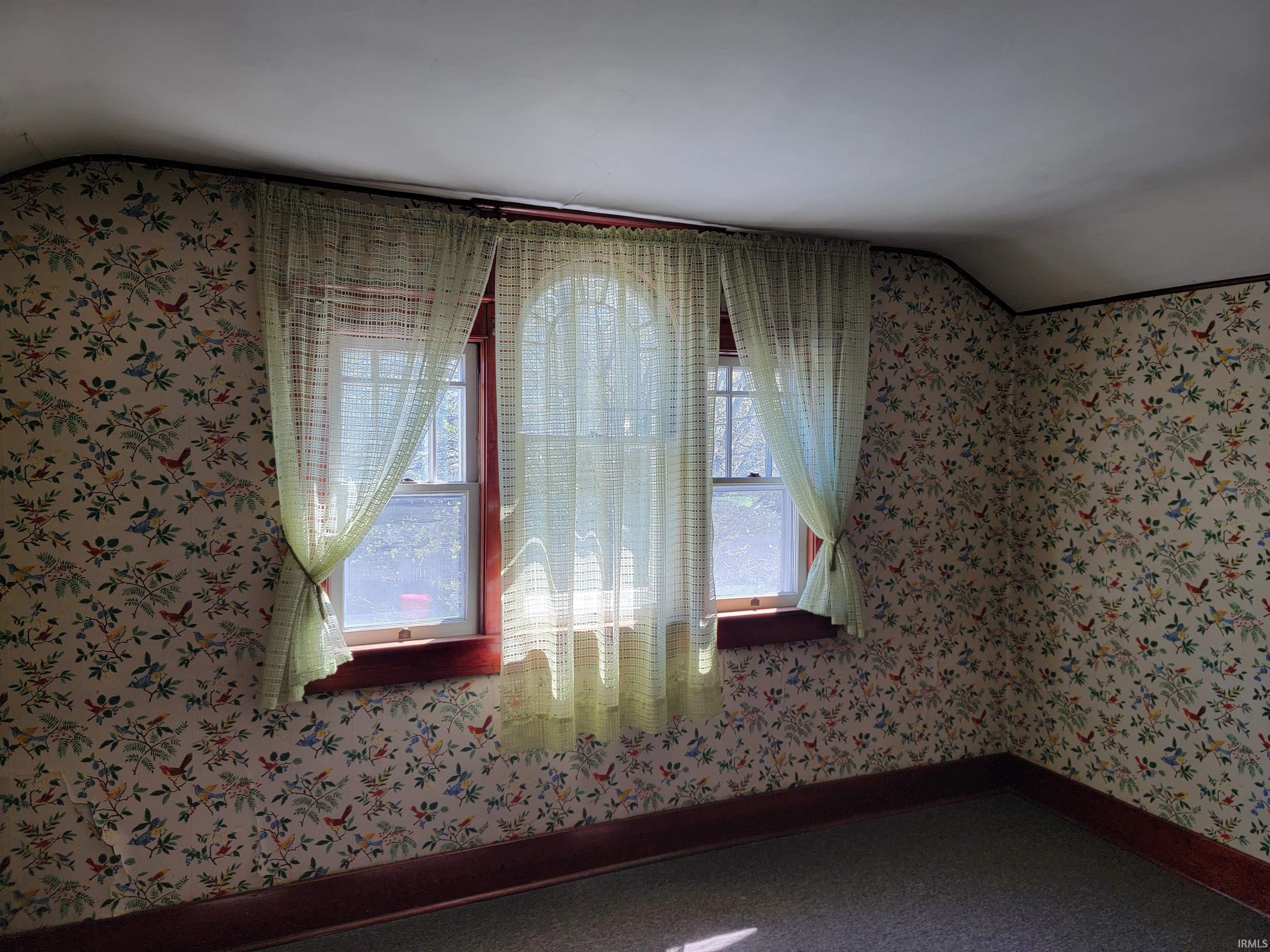 1008 Fulton Avenue Rochester, IN 46975 - Photo 28 of 36