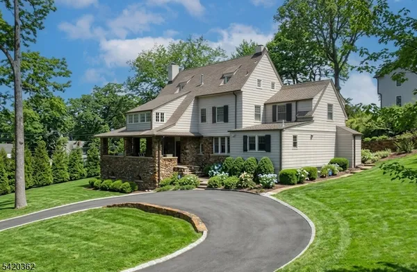 $1,575,000 | 129 Watchung Avenue, Chatham, NJ 07928