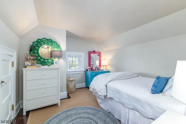 $1,575,000 | 129 Watchung Avenue, Chatham, NJ 07928