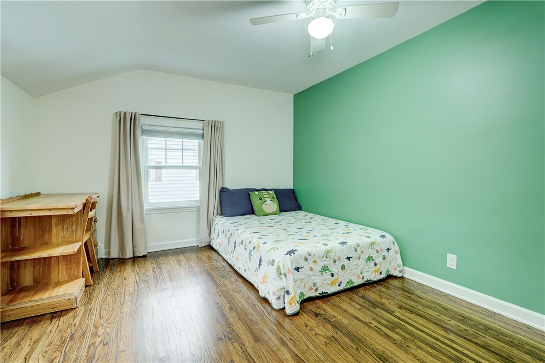 248 Wyndham Road Irondequoit, NY 14609 - Photo 19 of 32