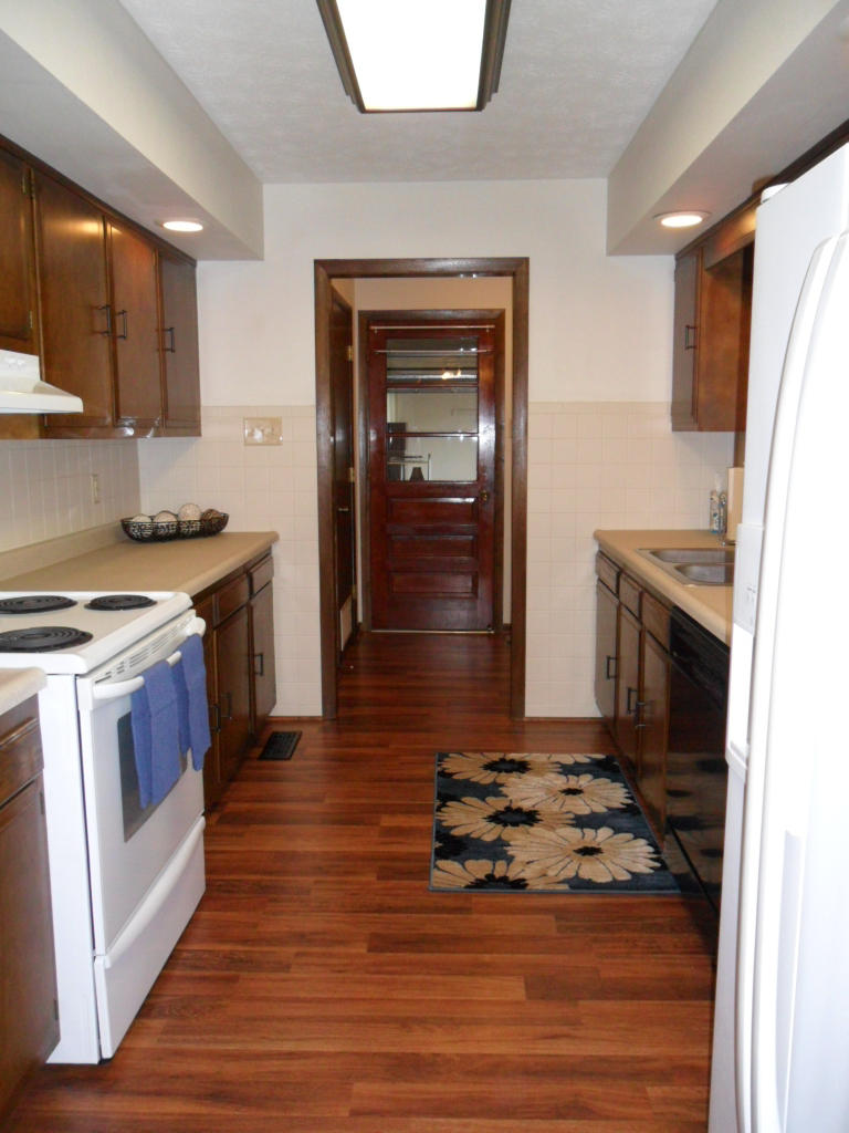 7312 Cornwall Road Knoxville, TN 37931 - Photo 2 of 22 Kitchen