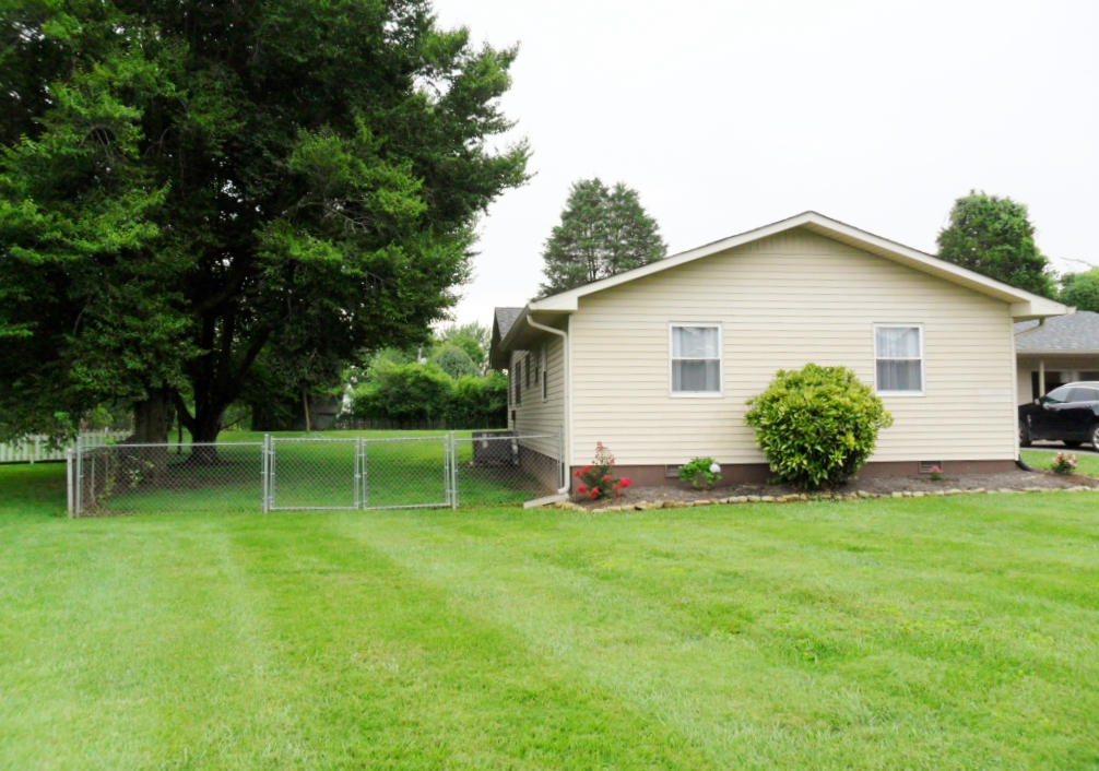 7312 Cornwall Road Knoxville, TN 37931 - Photo 19 of 22 Side