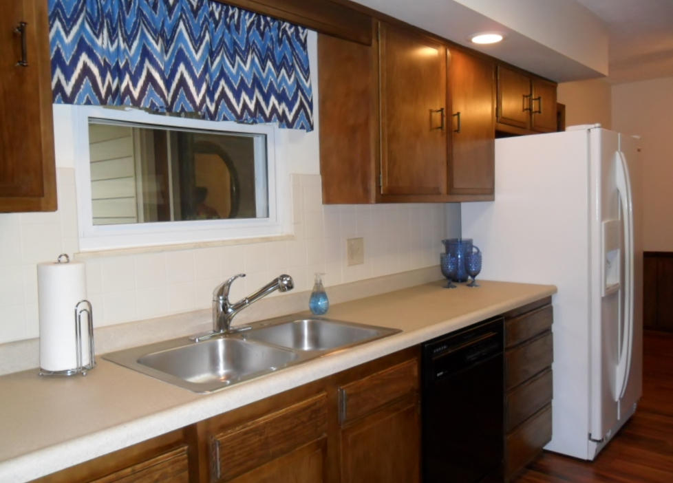 7312 Cornwall Road Knoxville, TN 37931 - Photo 4 of 22 Kitchen