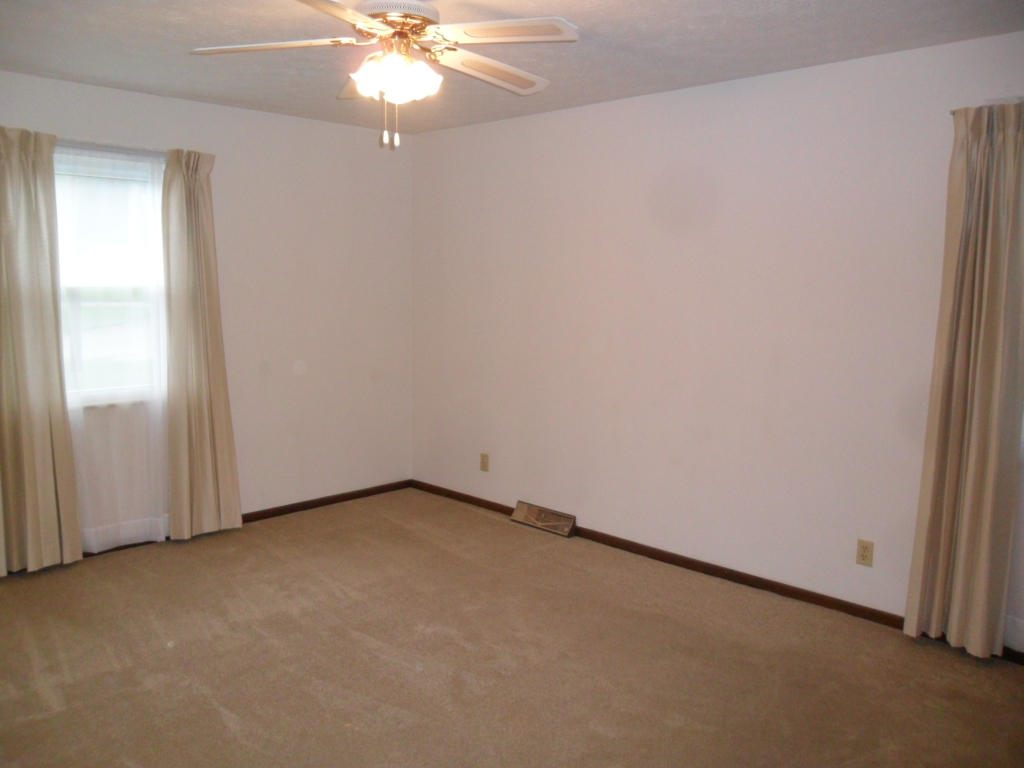 7312 Cornwall Road Knoxville, TN 37931 - Photo 7 of 22 Master Bedroom