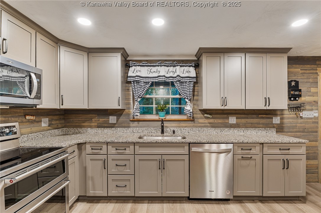 3230 Booten Creek Road Barboursville, WV 25504 - Photo 11 of 46 Gallery Image 11