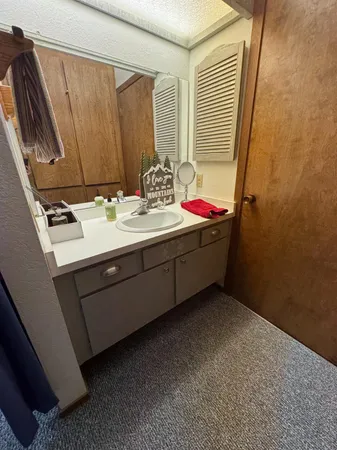 $359,000 | 62758 Sunny Vista Lane, Unit 25, Mono Hot Springs, CA 93642