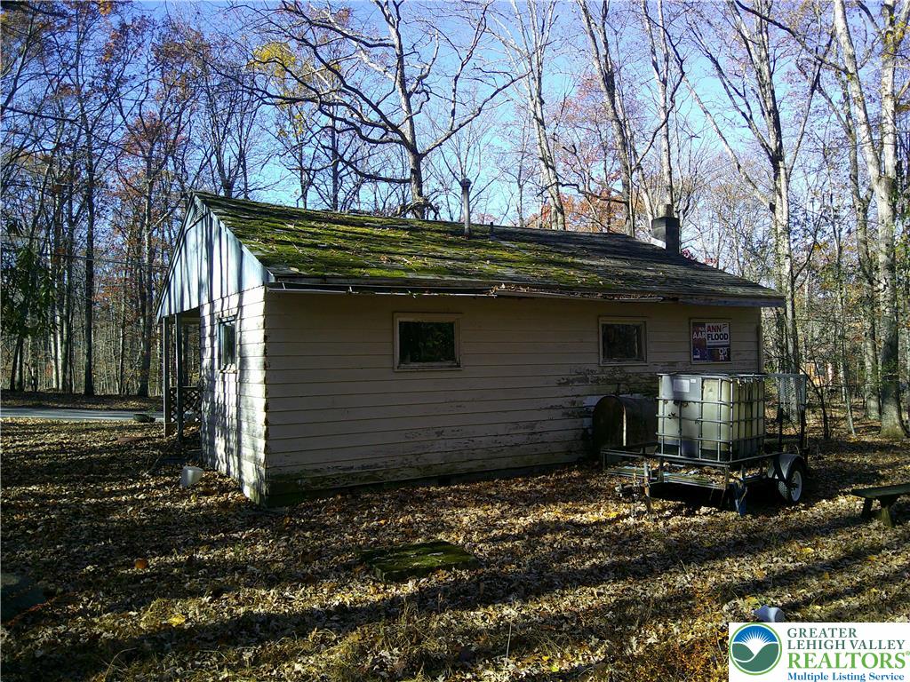 396 Turkey Ridge Road Mount Bethel, PA 18343 - Photo 3 of 9 a front view of house with yard