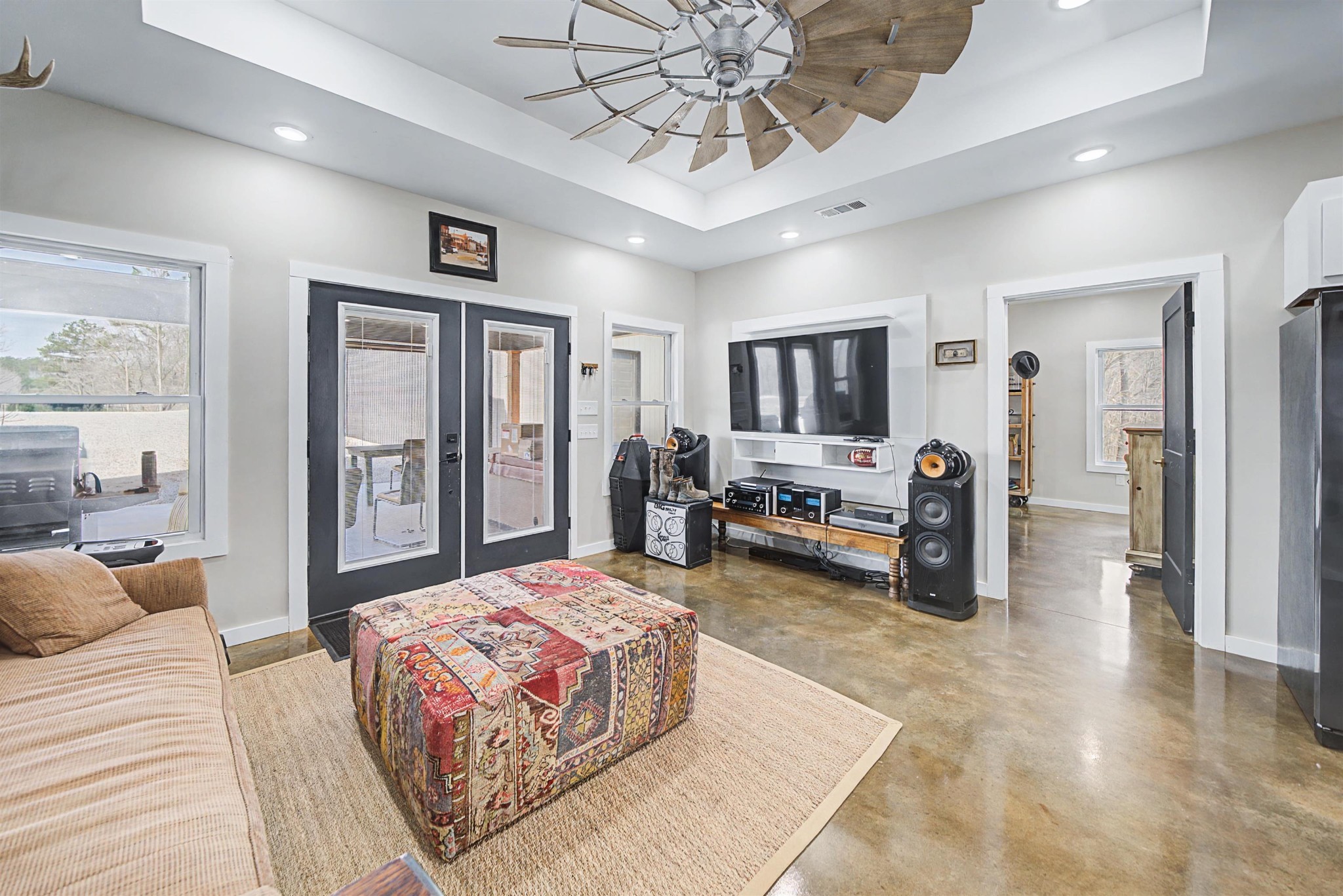 5439 Hines Gin Road Selmer, TN 38375 - Photo 7 of 33 Gallery Image 7
