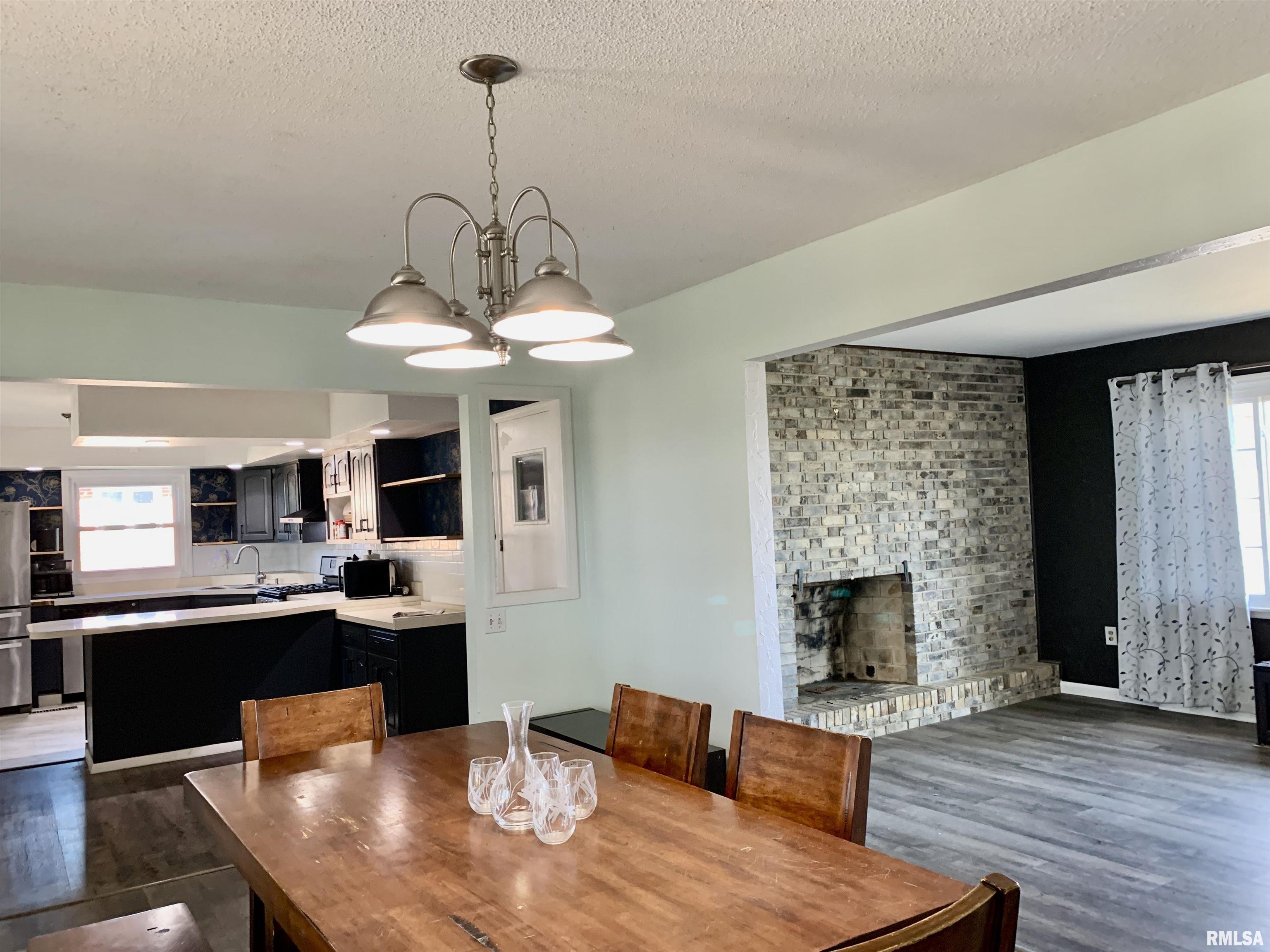 1661 Sandusky Road Jacksonville, IL 62650 - Photo 24 of 63