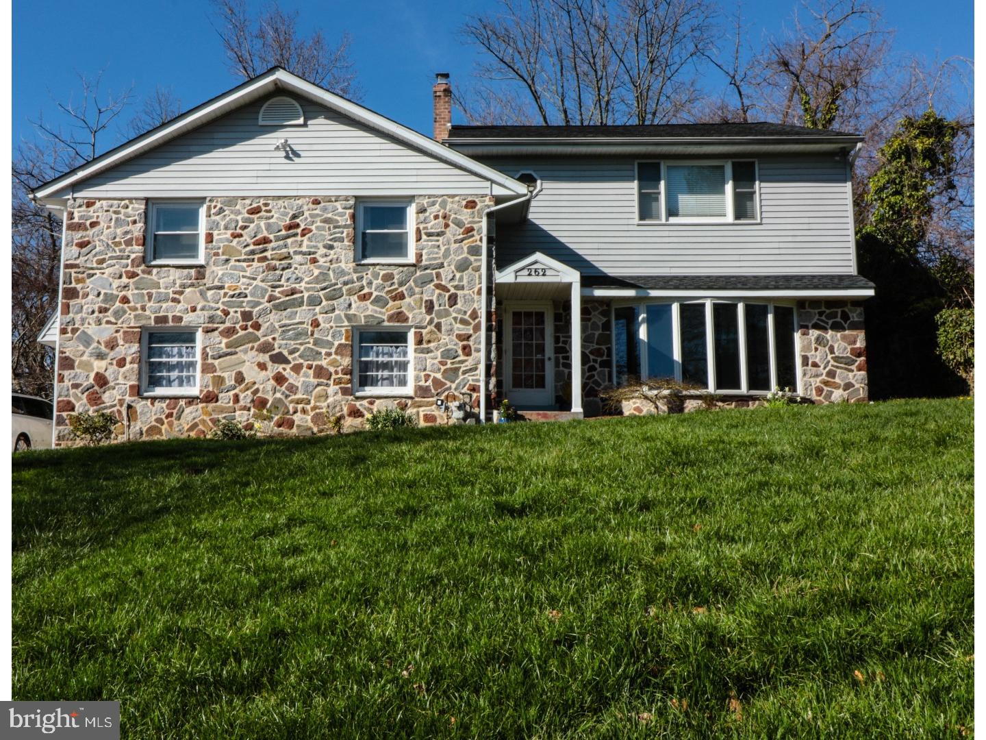 262 Barwynne Road Wynnewood, PA 19096 - Photo 1 of 25 Front Yard