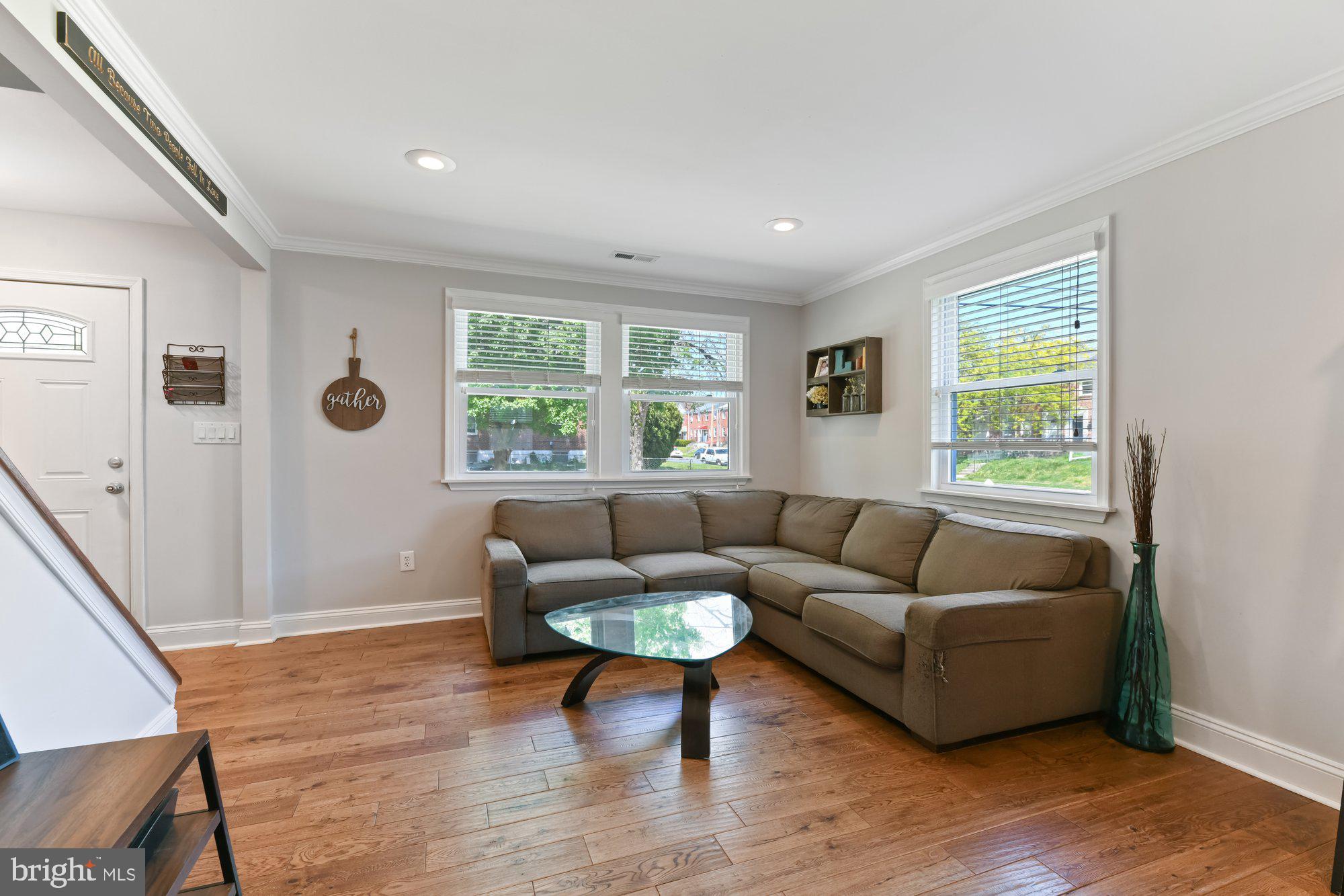 3100 Cornwall Road Dundalk, MD 21222 - Photo 3 of 30 Spacious Living Room