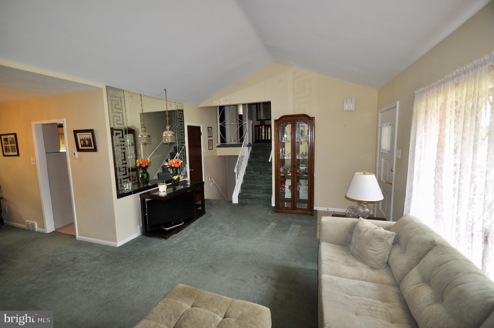 1617 Mt Pleasant Road Havertown, PA 19083 - Photo 9 of 35 Living Room