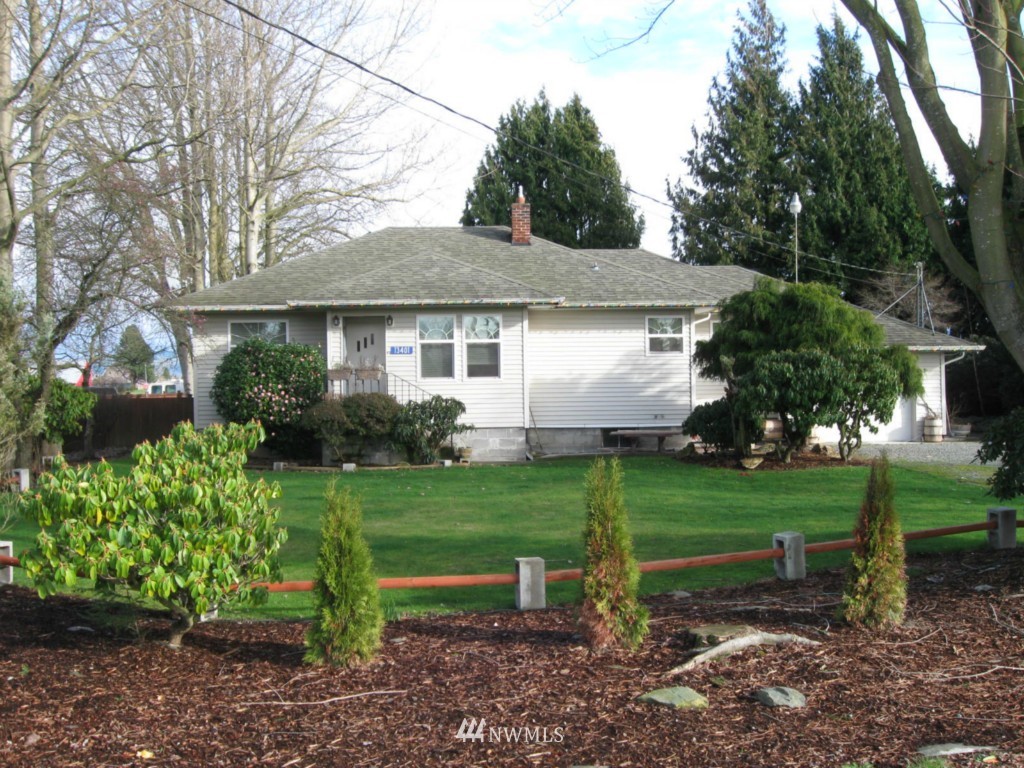 13401 Pulver Road Mount Vernon, WA 98273 - Photo 1 of 15 Gallery Image 1
