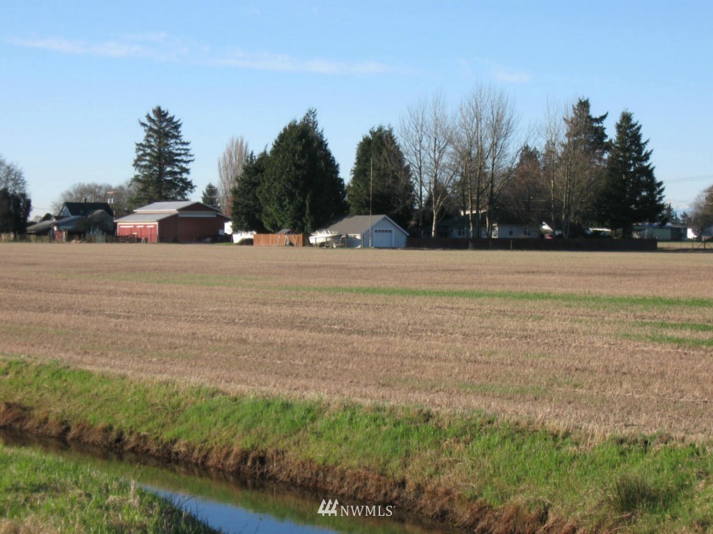 13401 Pulver Road Mount Vernon, WA 98273 - Photo 14 of 15 Gallery Image 14