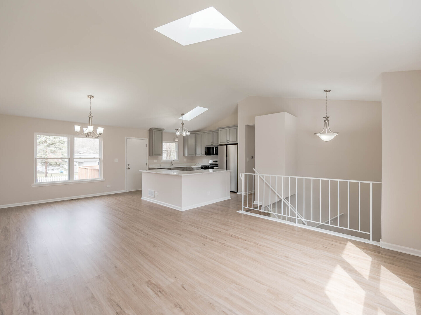 23678 North Valley Road Lake Zurich, IL 60047 - Photo 2 of 15 Gallery Image 2
