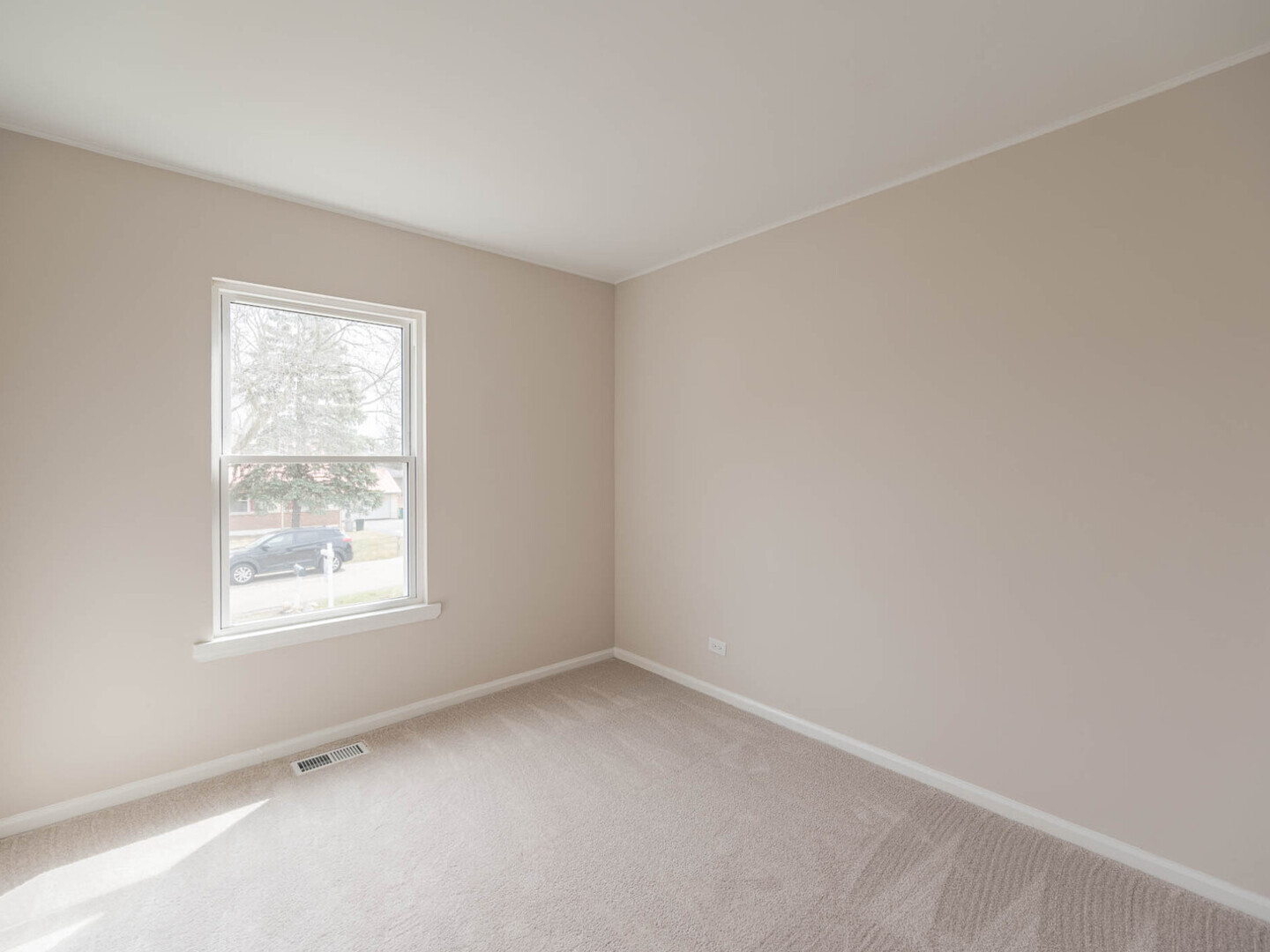 23678 North Valley Road Lake Zurich, IL 60047 - Photo 8 of 15 Gallery Image 8