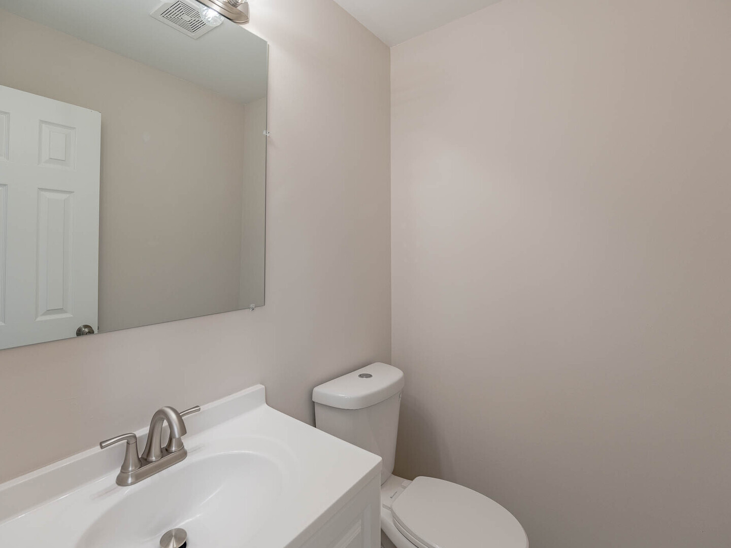 23678 North Valley Road Lake Zurich, IL 60047 - Photo 9 of 15 Gallery Image 9