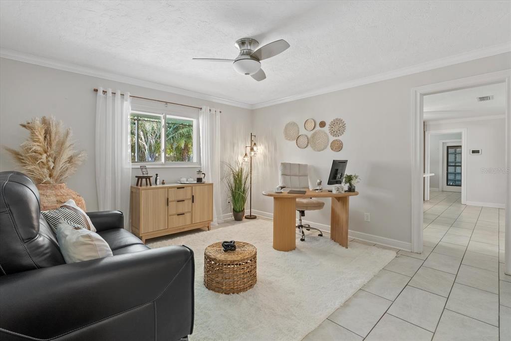 361 Scott Avenue Sarasota, FL 34243 - Photo 6 of 50