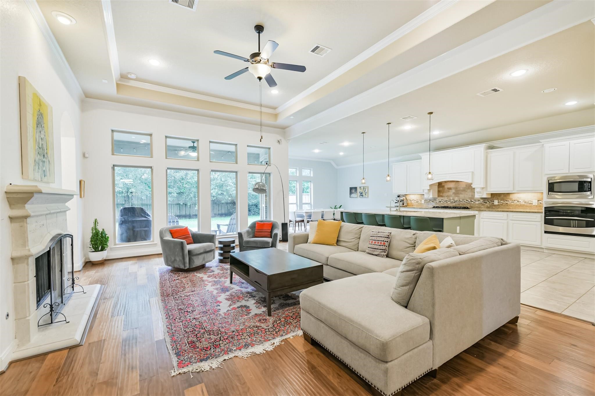 23 Langstone Place Spring, TX 77389 - Photo 4 of 34