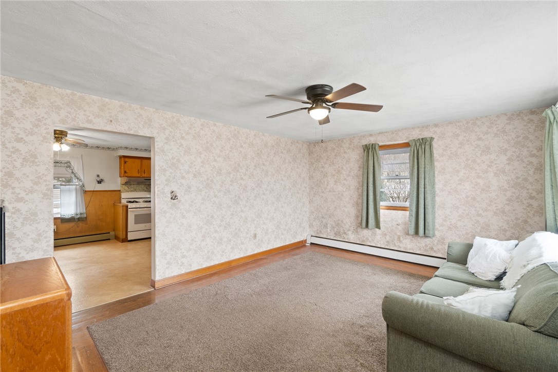 47 Mayfair Road Cumberland, RI 02864 - Photo 4 of 29