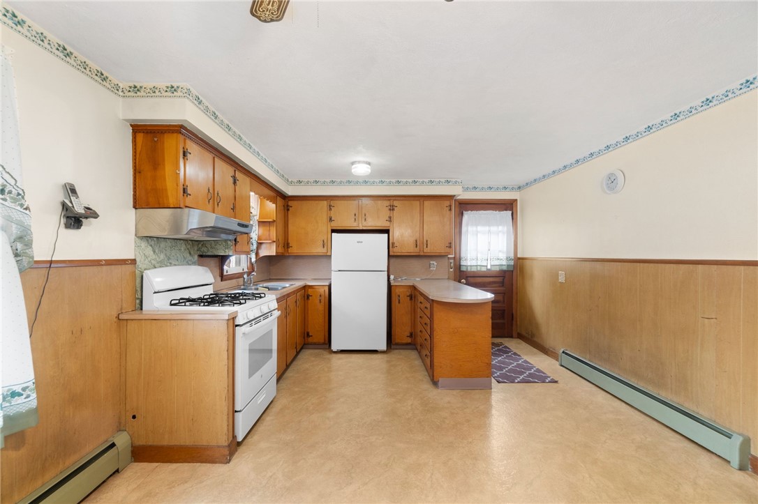 47 Mayfair Road Cumberland, RI 02864 - Photo 8 of 29