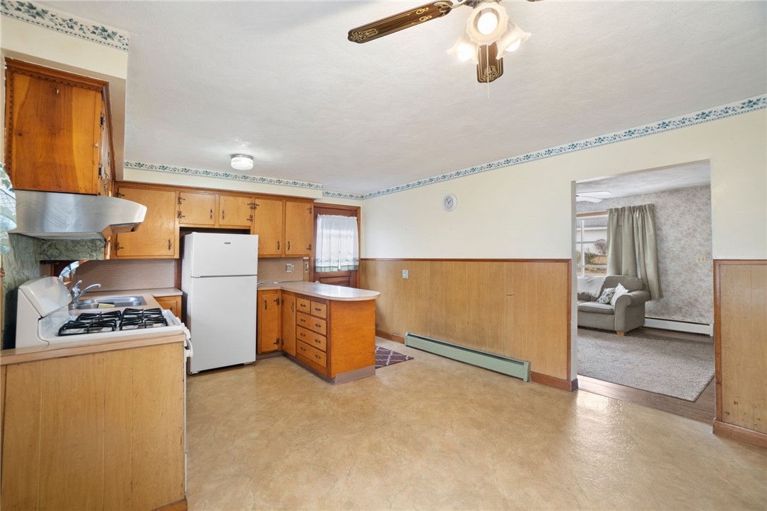 47 Mayfair Road Cumberland, RI 02864 - Photo 9 of 29