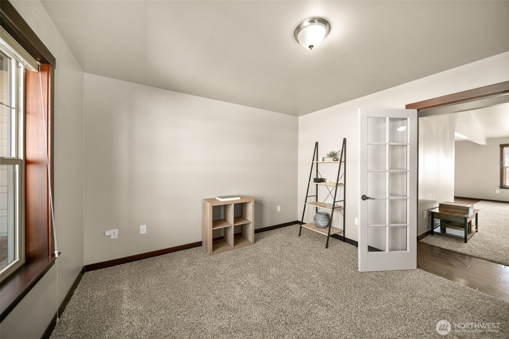 229 Sun Valley Drive Wenatchee, WA 98801 - Photo 15 of 40 a view of a livingroom with furniture and a window