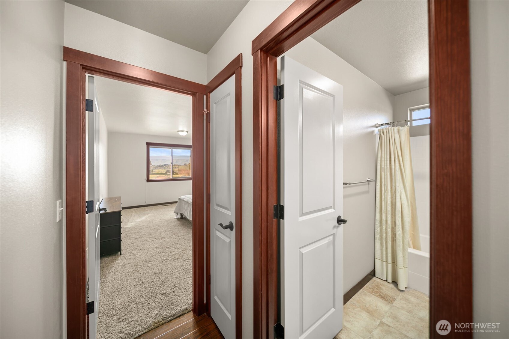229 Sun Valley Drive Wenatchee, WA 98801 - Photo 25 of 40 a view of a bathroom from a hallway