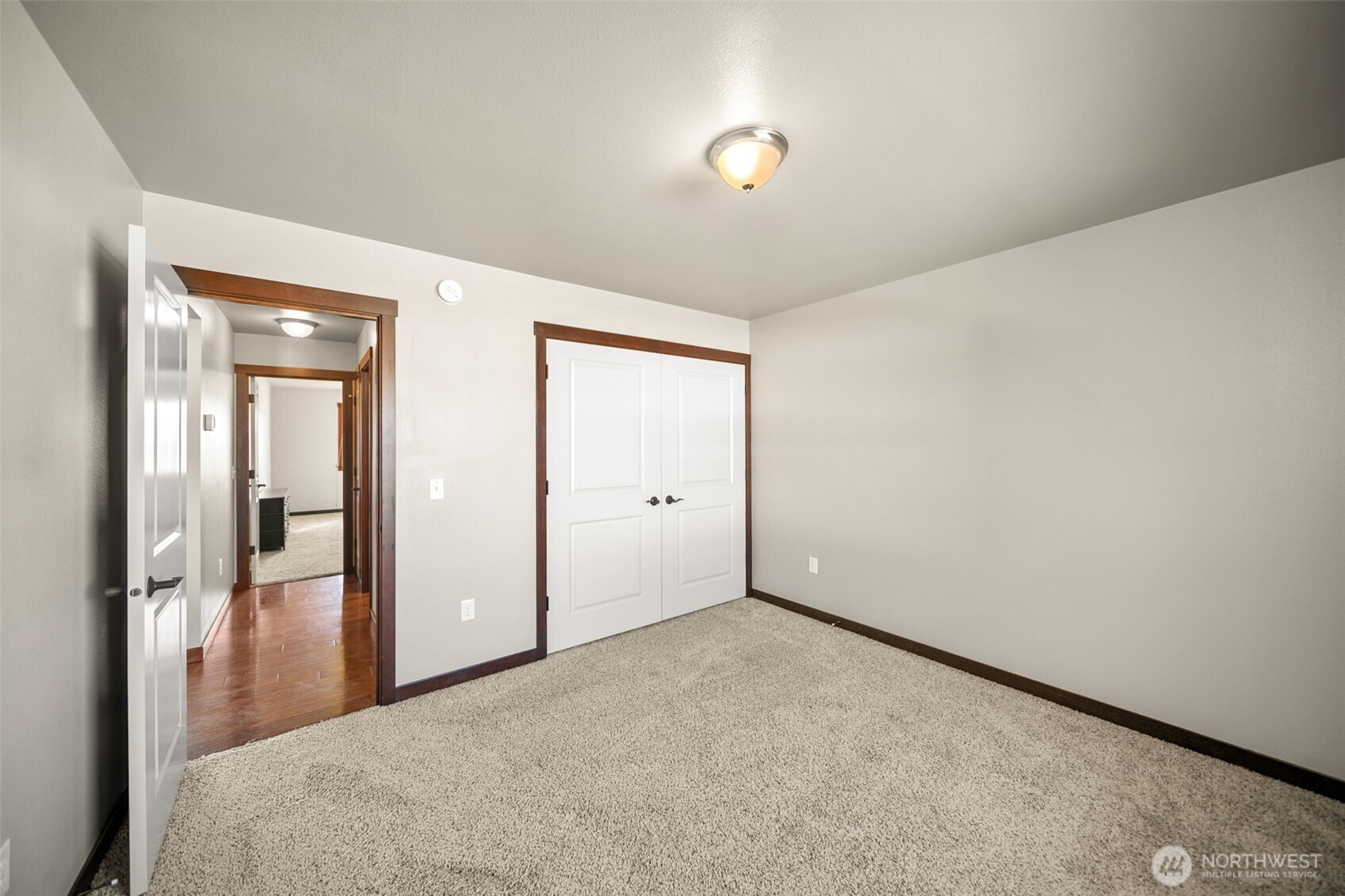 229 Sun Valley Drive Wenatchee, WA 98801 - Photo 27 of 40 wooden floor in a room