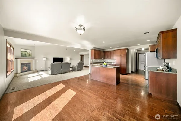 $750,000 | 229 Sun Valley Drive, Wenatchee, WA 98801