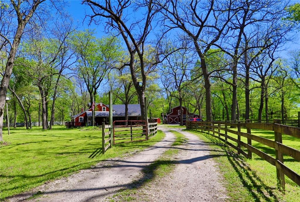 842 Kendall Road Peculiar, MO 64078 - Photo 7 of 11