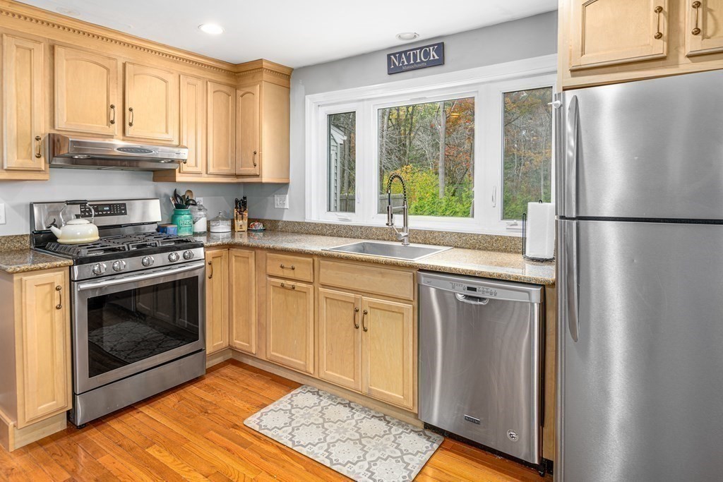 35 Oak Knoll Road Natick, MA 01760 - Photo 12 of 28 Gallery Image 12
