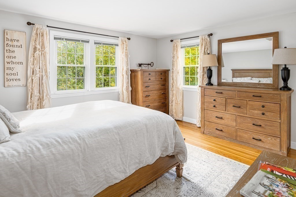 35 Oak Knoll Road Natick, MA 01760 - Photo 16 of 28 Gallery Image 16