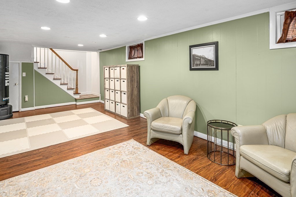 35 Oak Knoll Road Natick, MA 01760 - Photo 21 of 28 Gallery Image 21