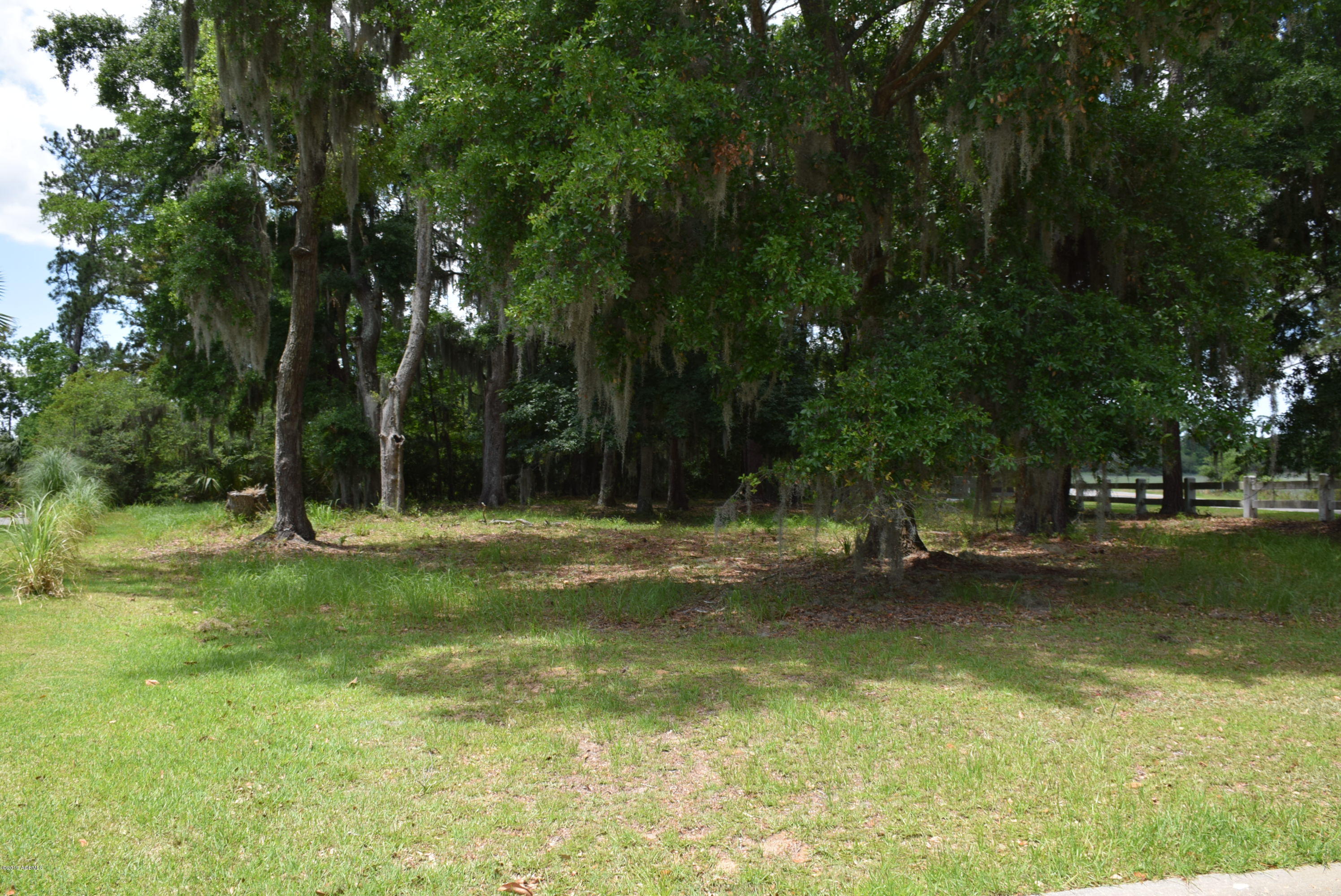 4 Timber Trail Beaufort, SC 29907 - Photo 6 of 22 DSC_0001