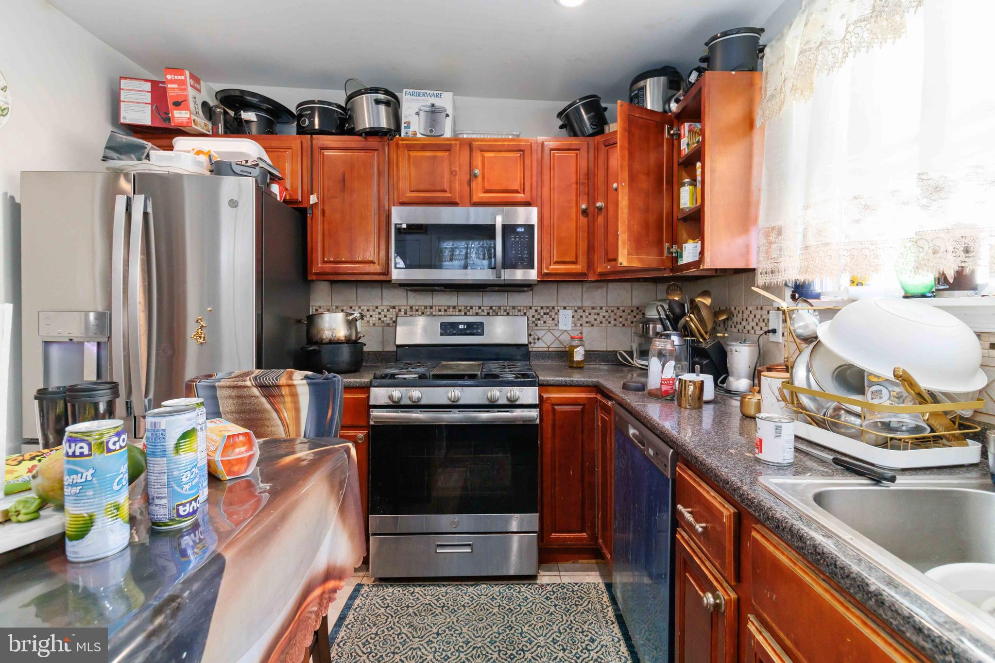 8035 Gilbert Street Philadelphia, PA 19150 - Photo 12 of 31 Kitchen