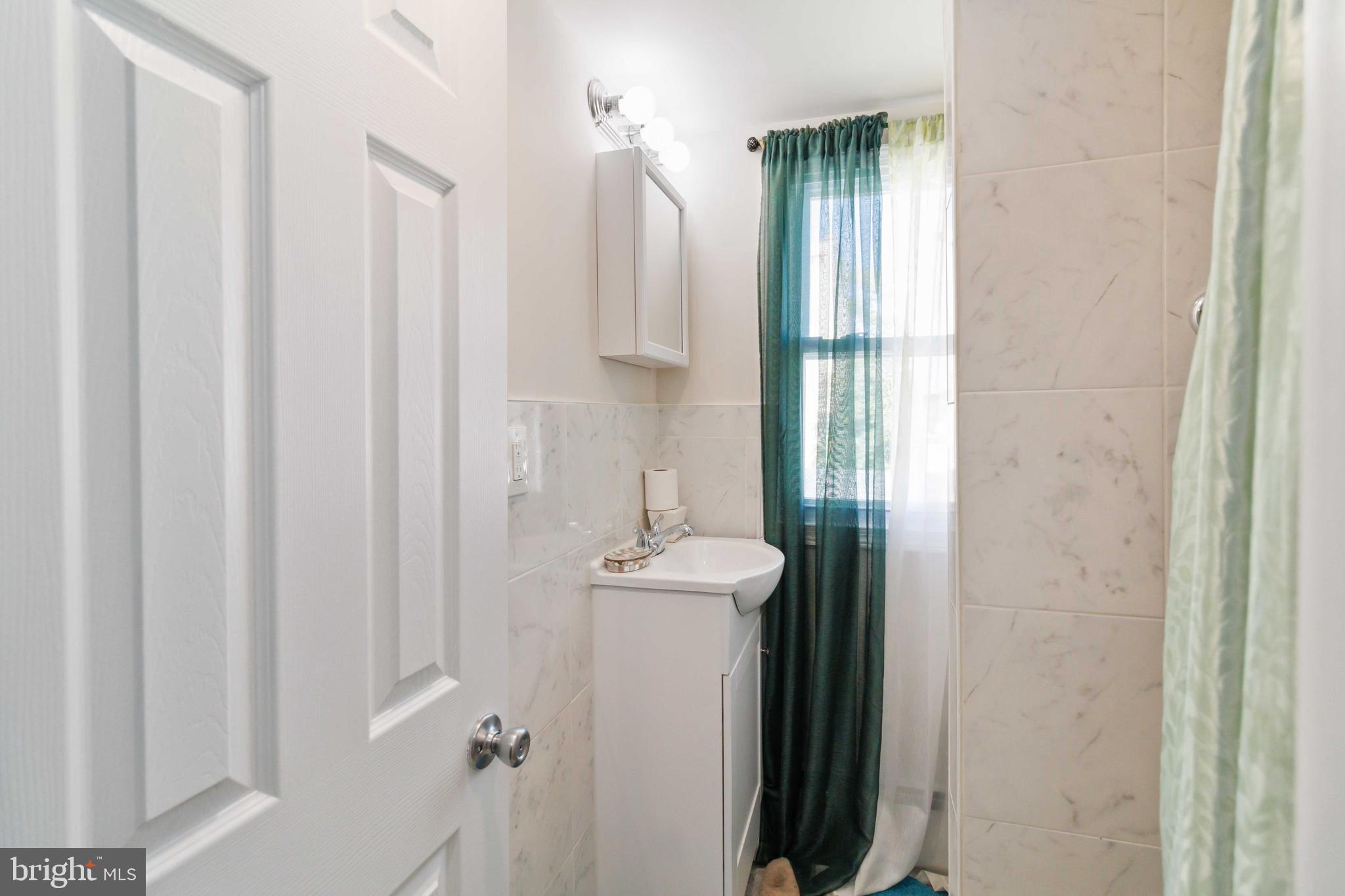8035 Gilbert Street Philadelphia, PA 19150 - Photo 21 of 31 2nd Floor Bathroom