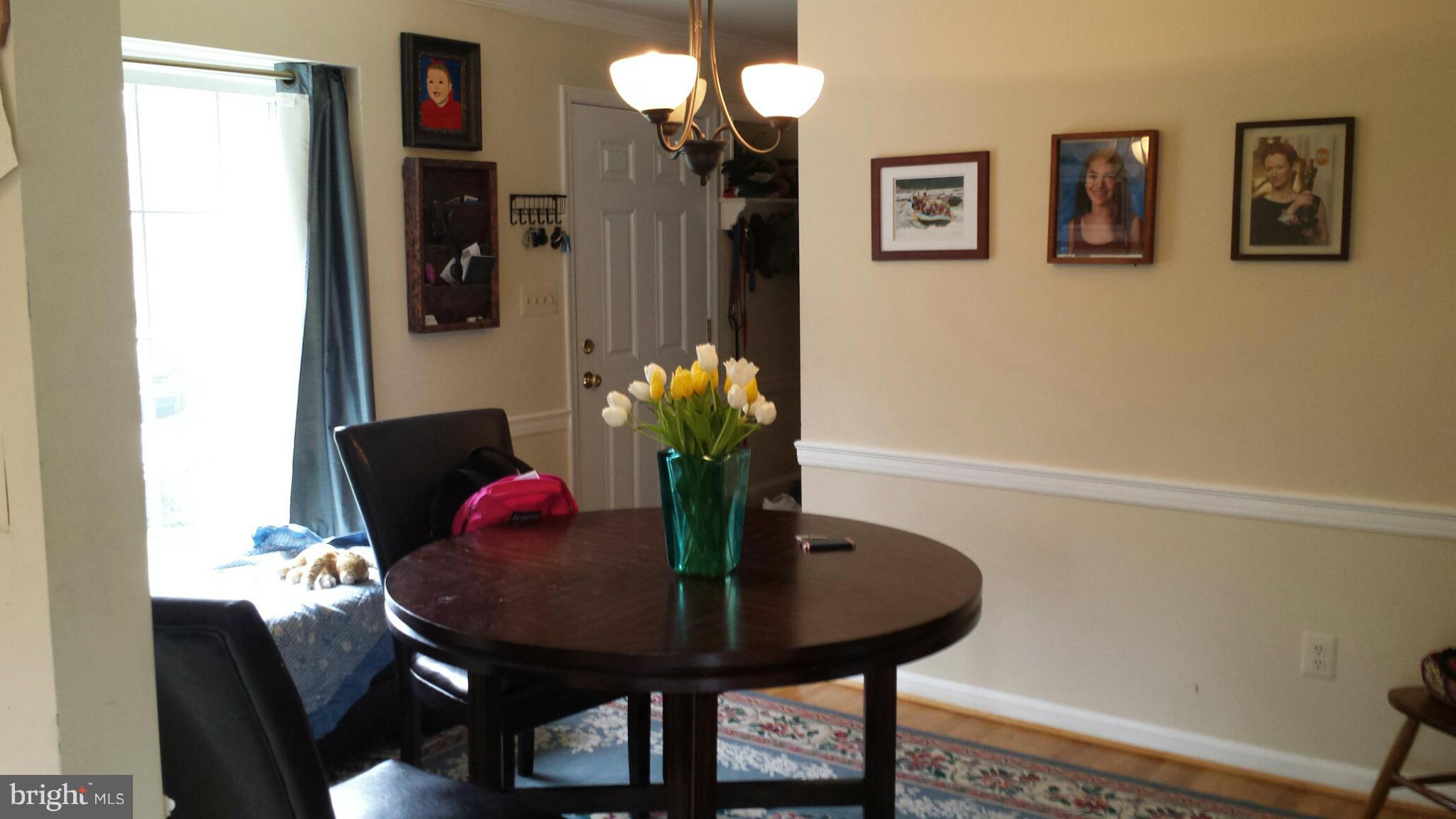 2121 Salt Kettle Way Reston, VA 20191 - Photo 2 of 5 Dining Room