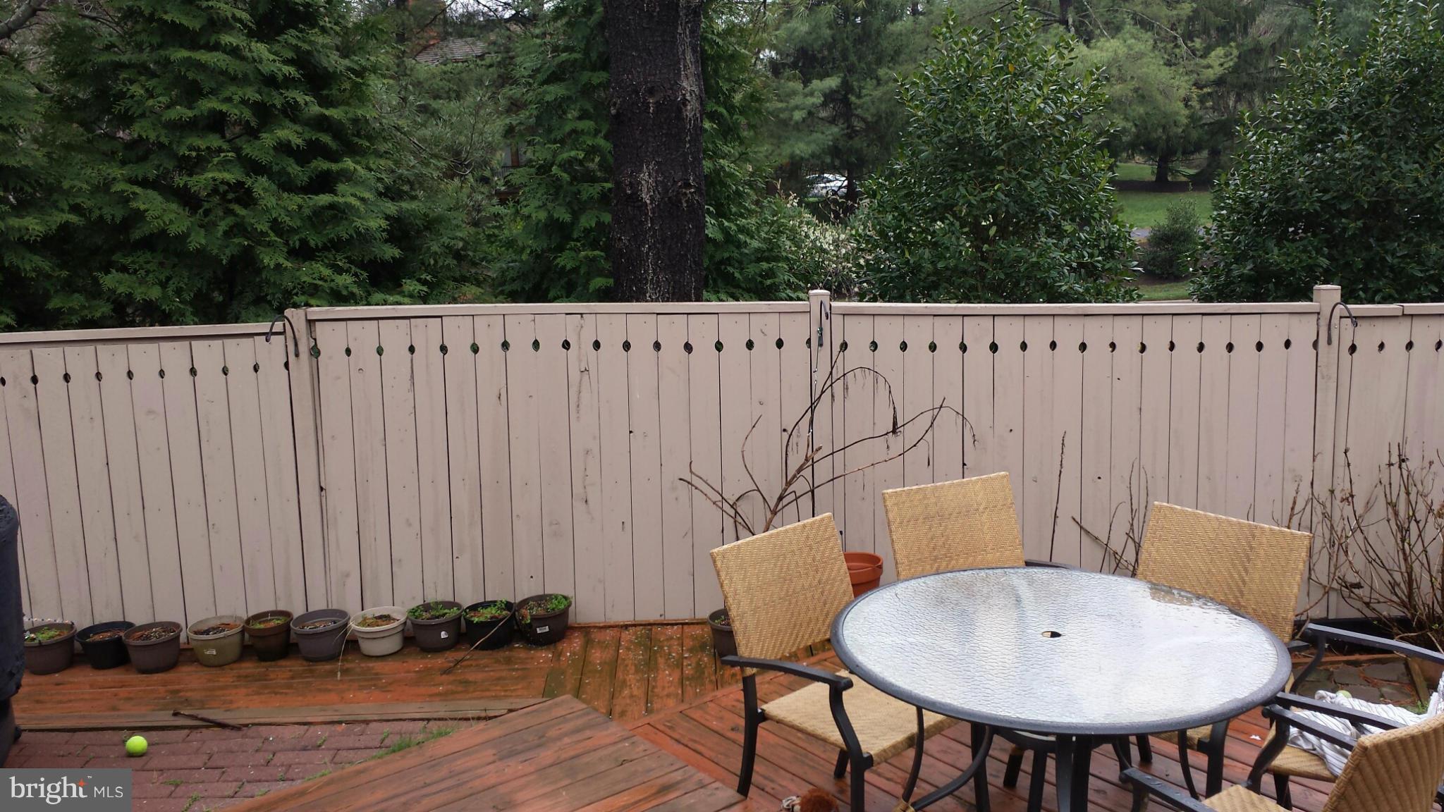 2121 Salt Kettle Way Reston, VA 20191 - Photo 4 of 5 Exterior (Rear)