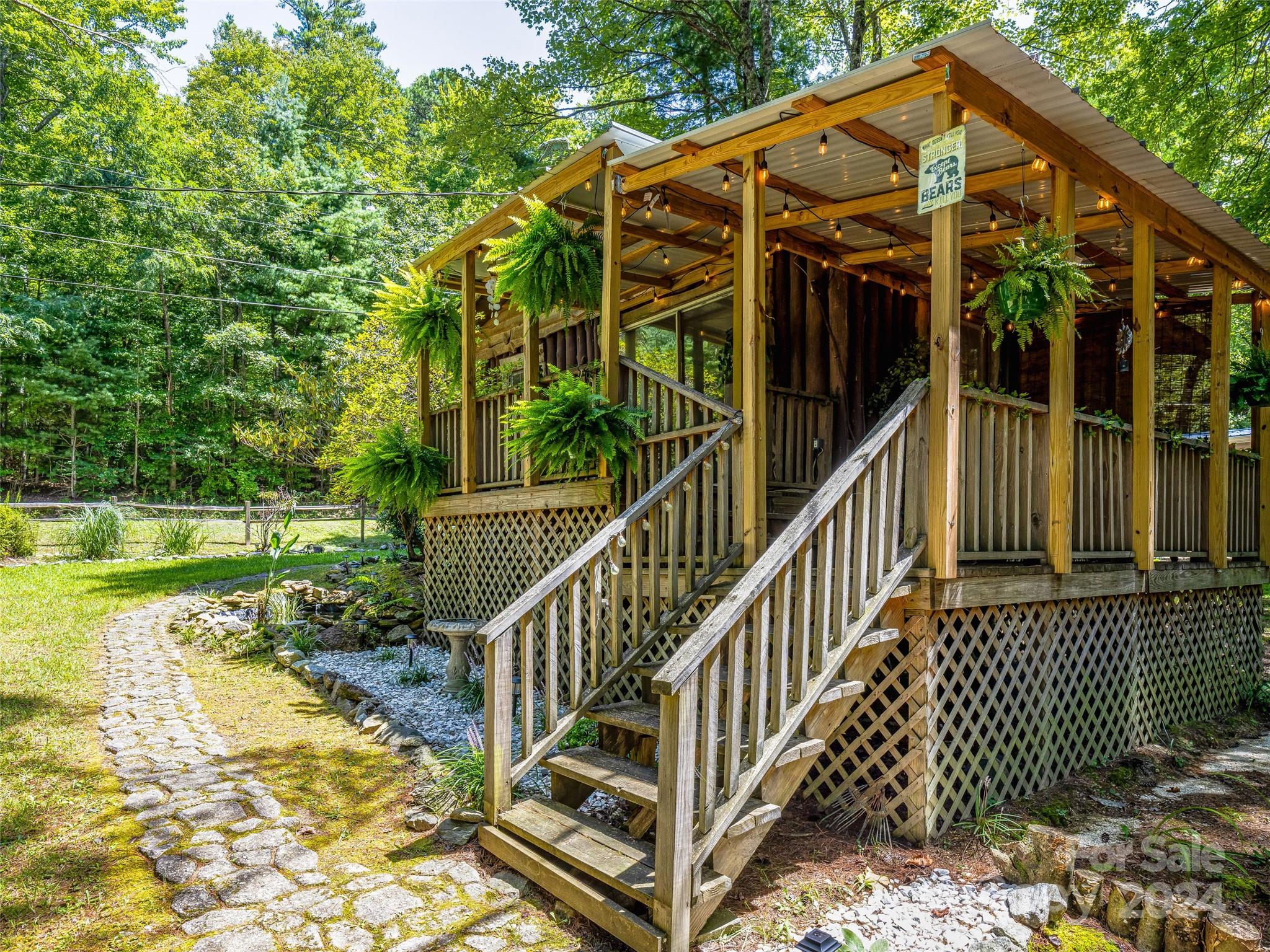 685 Shumont Road Black Mountain, NC 28711 - Photo 7 of 30