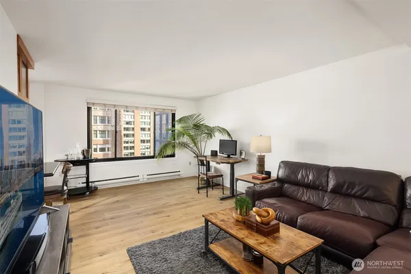 $295,000 | 1105 Spring Street, Unit 1112, Seattle, WA 98104