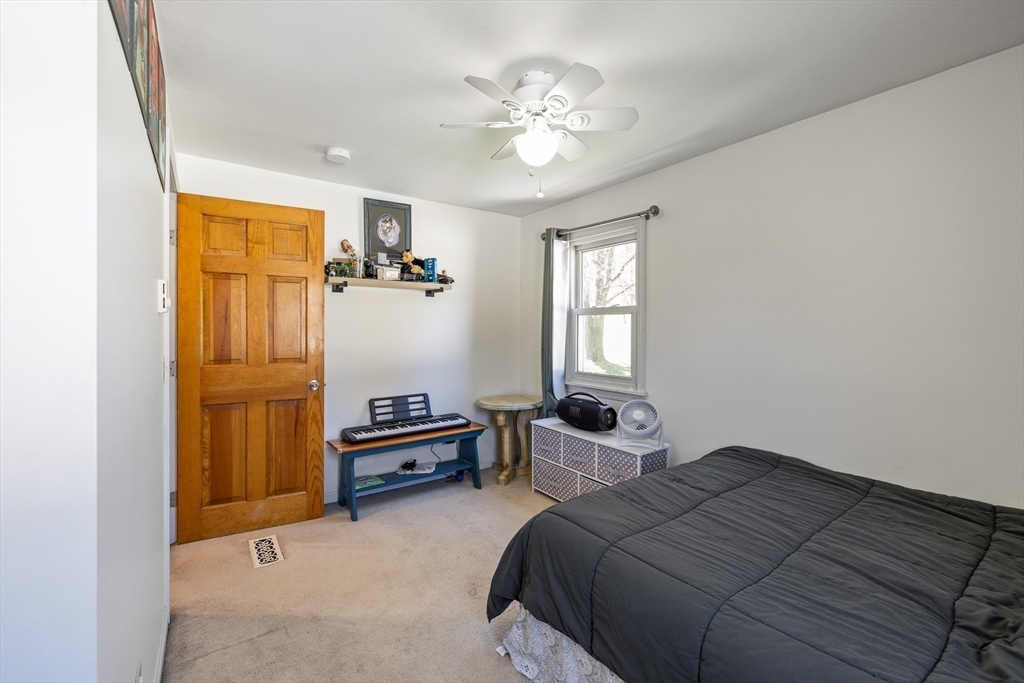 81 Sandy Hill Road Northampton, MA 01062 - Photo 18 of 33 Gallery Image 18