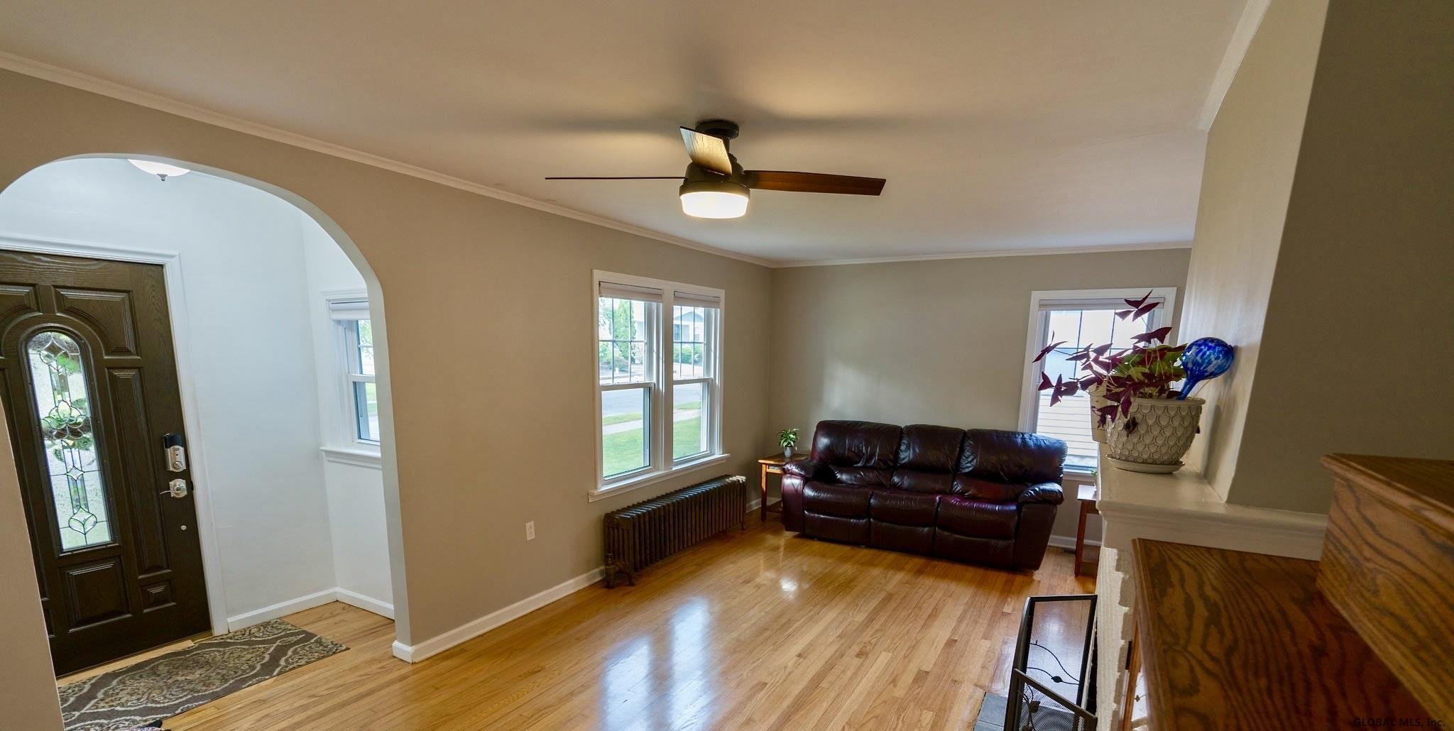 17 Irving Road Scotia, NY 12302 - Photo 8 of 32 Photo 8